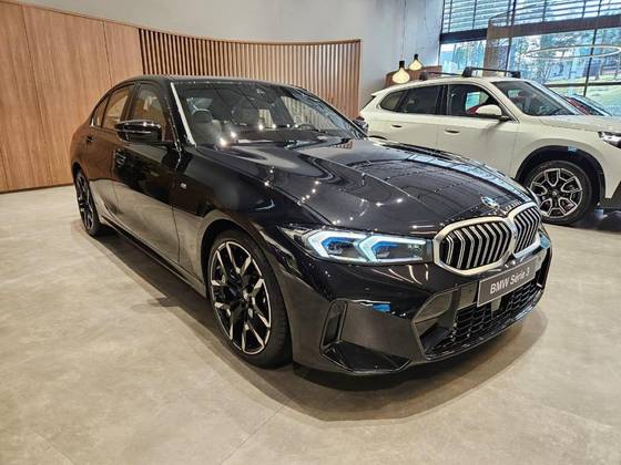 BMW 320i 2.0 16V TURBO FLEX M SPORT AUTOMÁTICO BMW 320i 2.0 16V TURBO FLEX M SPORT AUTOMÁTICO